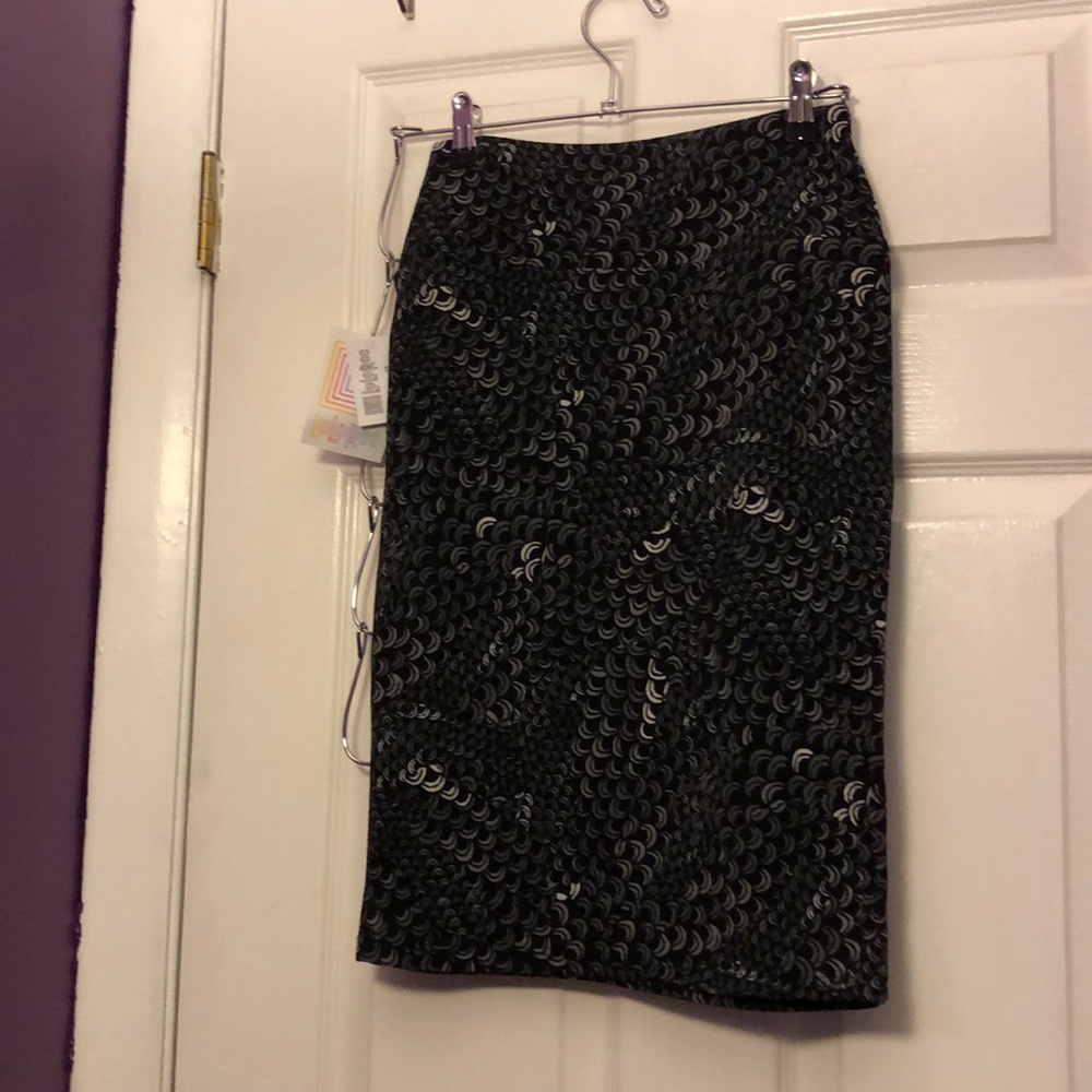 BNWT LulaRoe Cassie XS